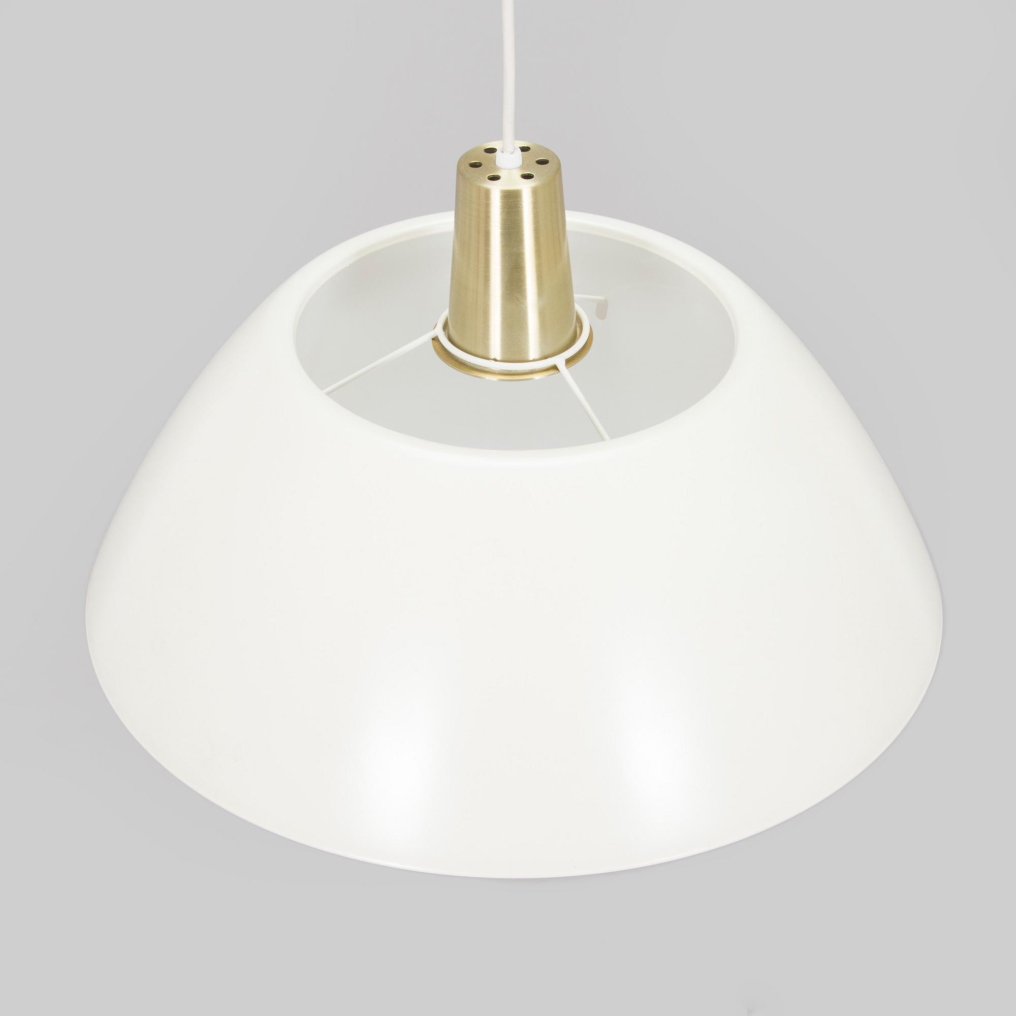 Lisa Johansson-Pape, ceiling lamp, "Ihanne" Innolux 21st century. Contemporary production.