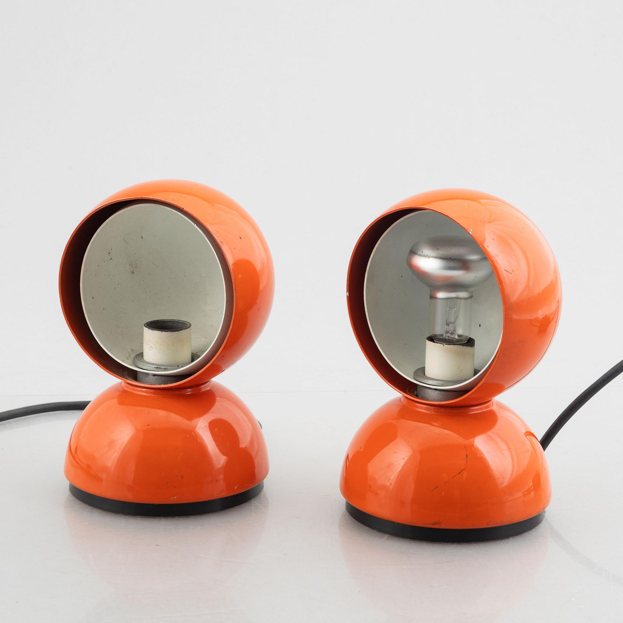 Vico Magistretti, bordslampor, ett par, "Eclisse", 1960-tal, Artemide, Italien.
