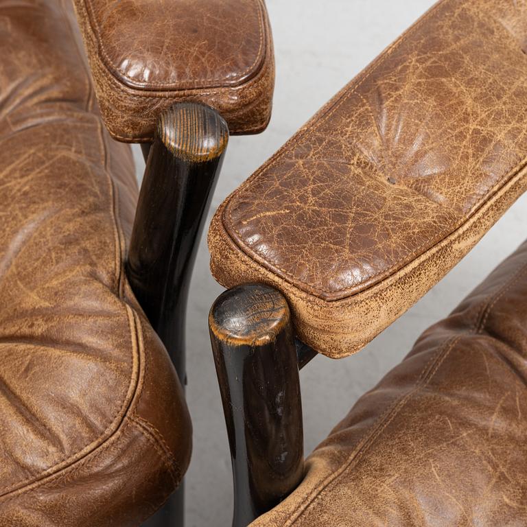 Kenneth Bergenblad, fåtöljer, ett par, "Kavaljer", Dux, 1900-talets andra hälft.