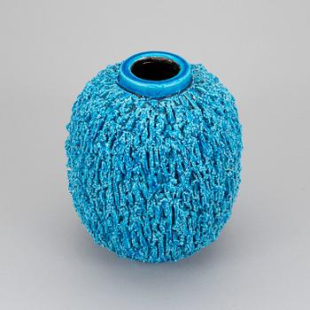 GUNNAR NYLUND, vas, stengodschamotte, "Igelkottvasen", Rörstrand, formgiven 1936.