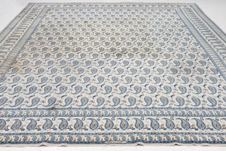 Matta, Keshan, ca 433 x 305 cm.