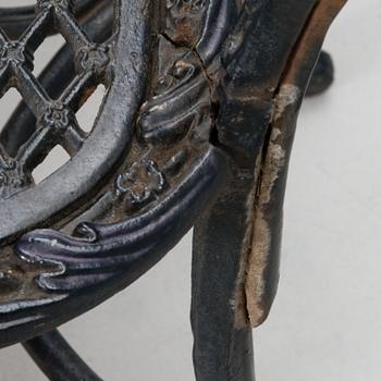 An early 20th century five piece garden suite for Porin Konepaja (Björneborgs Mekaniska Werkstad).