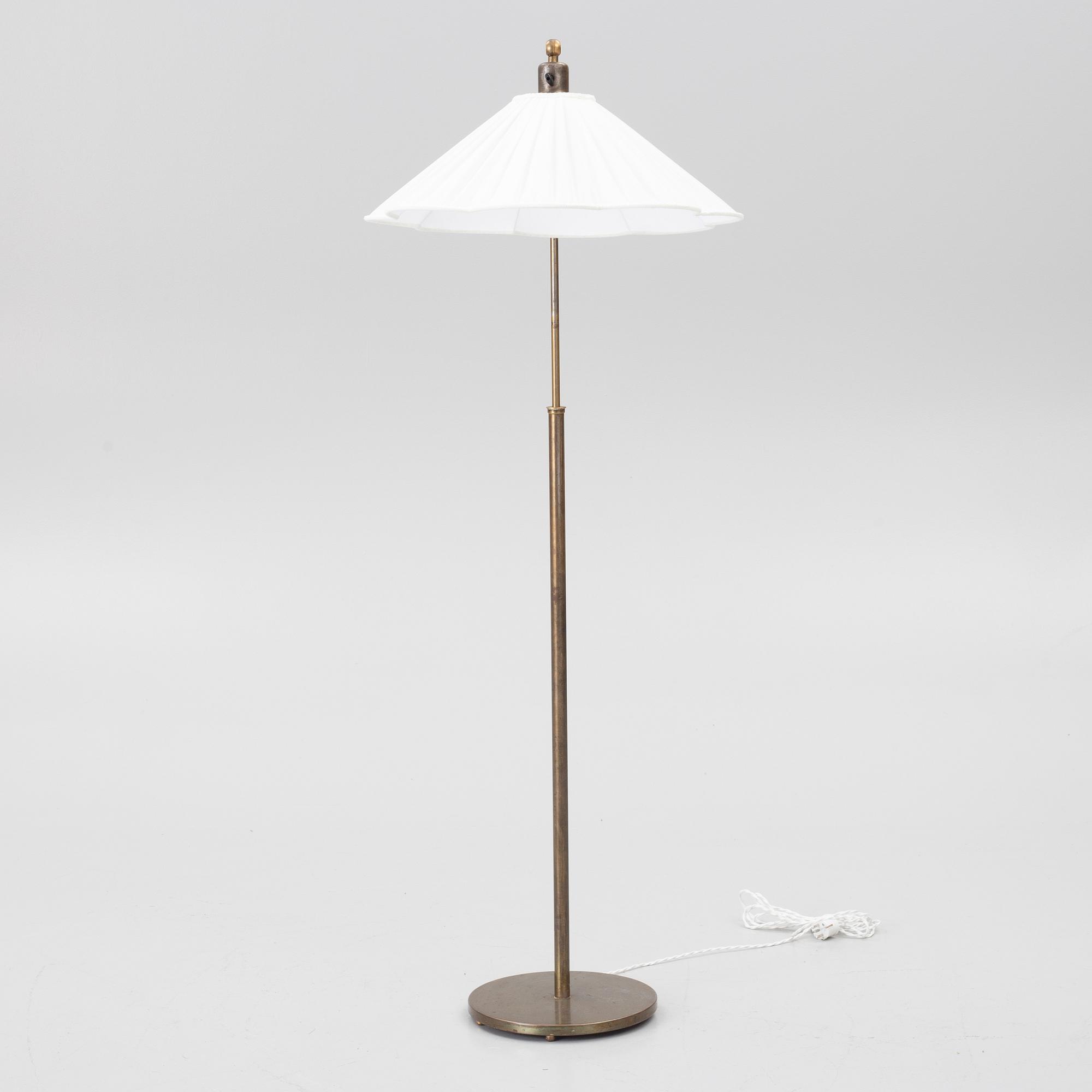 Harald Notini, a floor lamp model 15230, Arvid Böhlmarks Lampfabrik, Stockholm, 1940s.