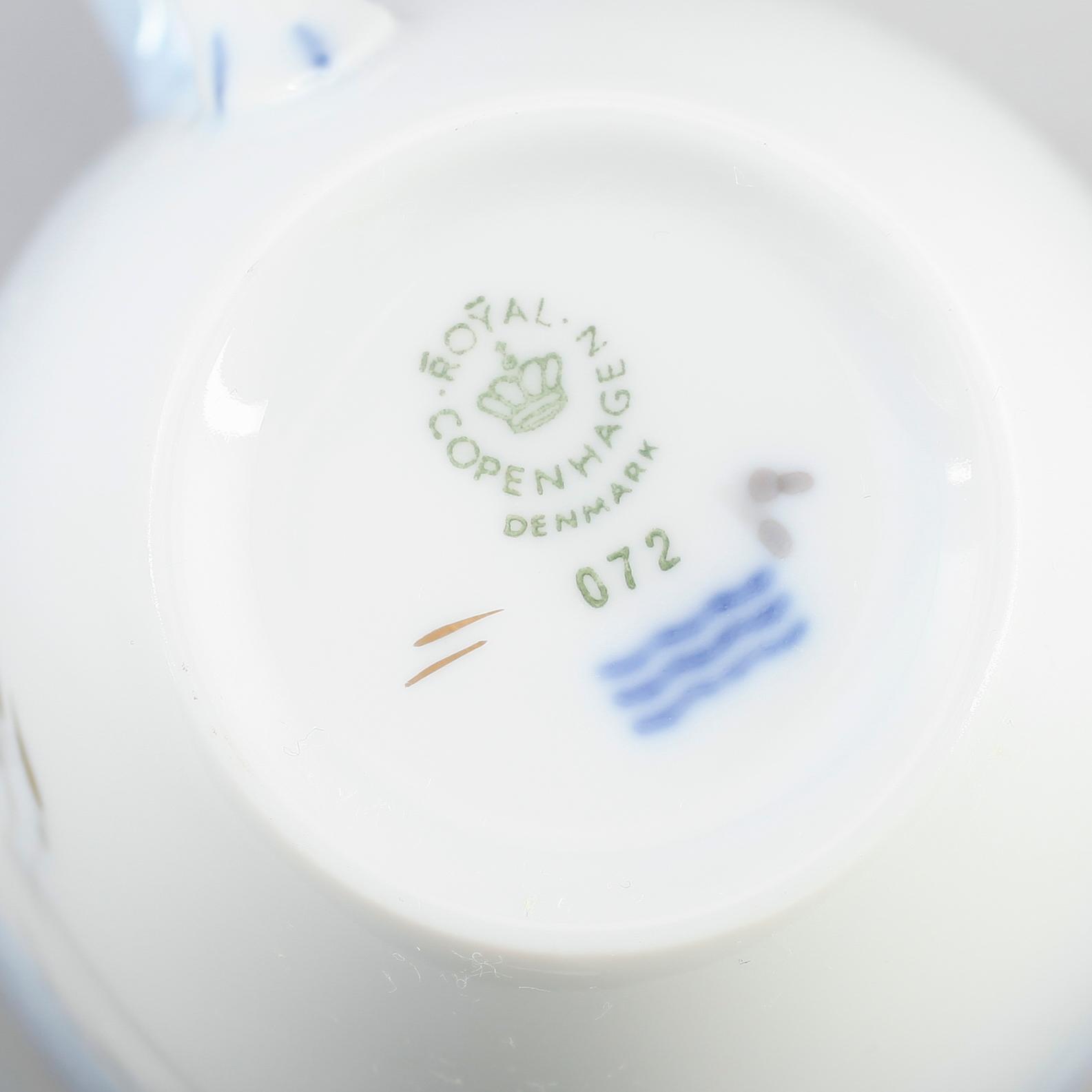 KAFFESERVIS, 24 del, porslin, Måsen, Bing & Gröndahl.