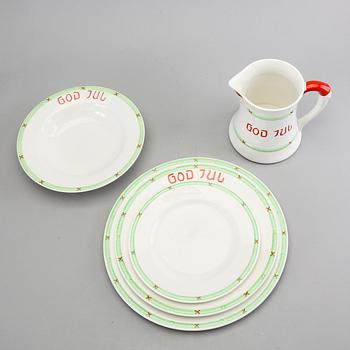 Tableware 24 dlr "Merry Christmas" Rörstrand second half of the 20th century porcelain.