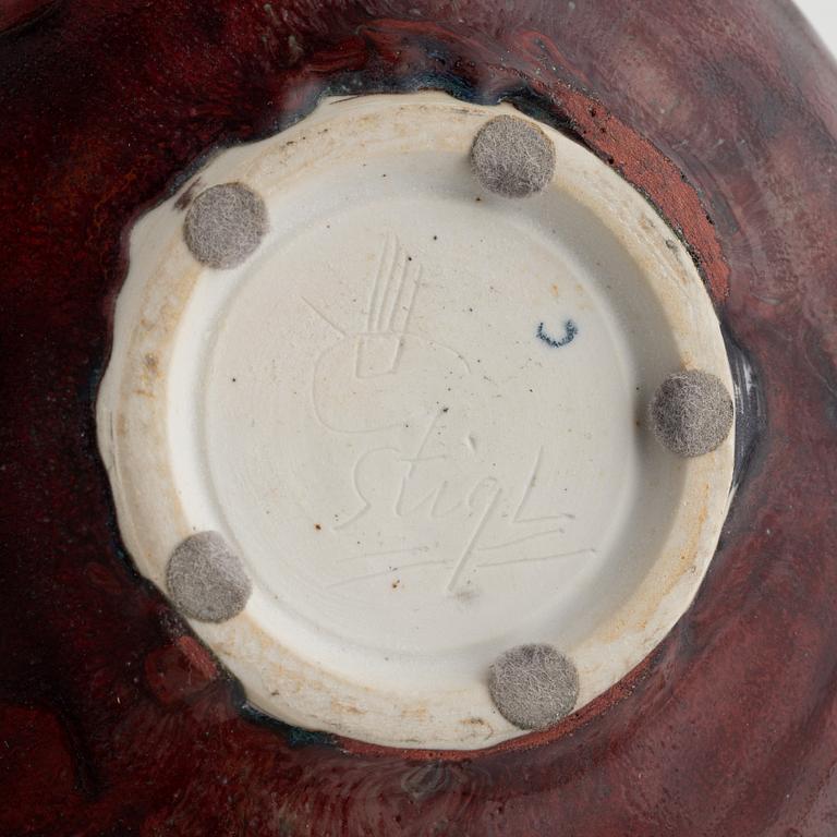 Stig Lindberg, a stoneware vase and a bowl, Gustavsberg studio, Sweden 1976 and 1978.