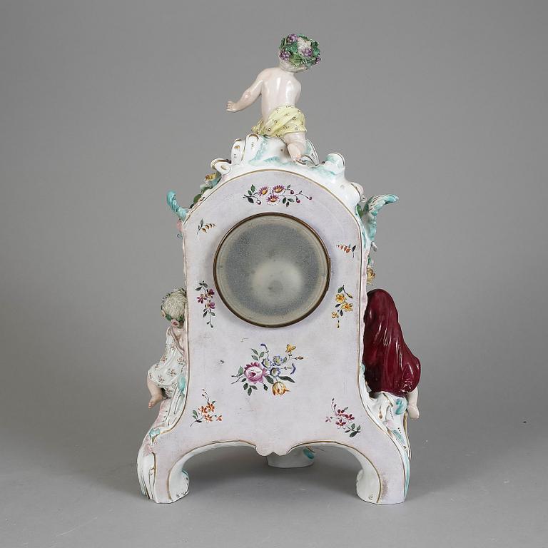 BORDSUR, porslin, 1800-talets slut.