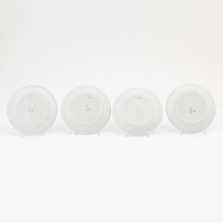 Stig Lindberg, a 'Löja' creamware 20 part service, Gustavsberg, Sweden 1948-62.