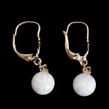 ÖRHÄNGEN, 1 par, 14 k guld, med opal.