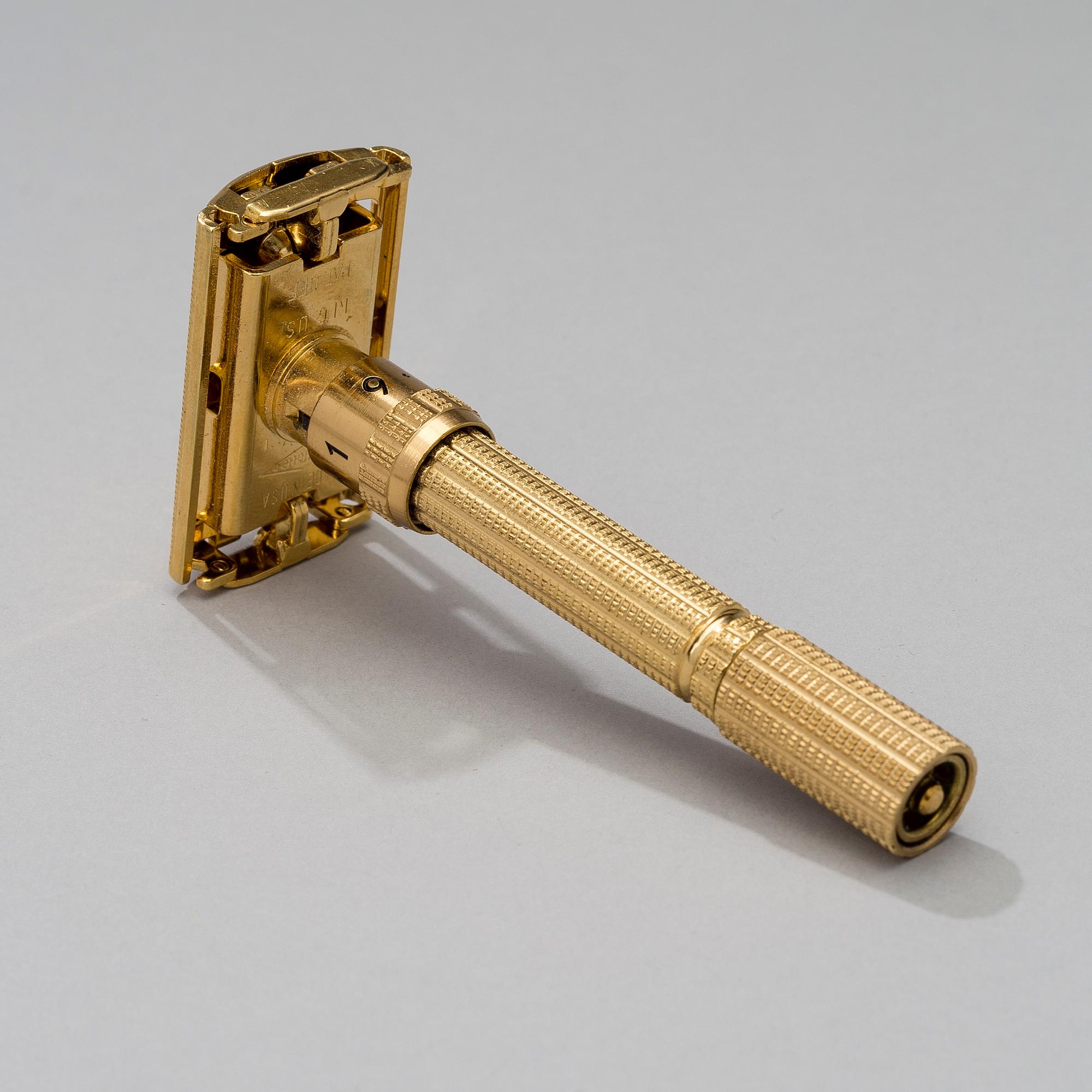 A 1960s GILLETTE ADJUSTABLE RAZOR 