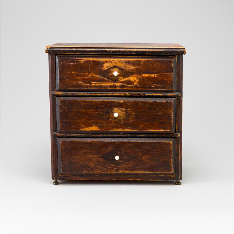 BARNBYRÅ/MINIATYRBYRÅ, omkring 1900.