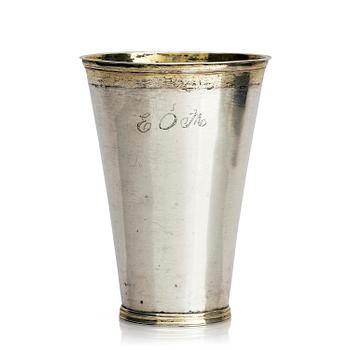 221. Erik Granroth, bägare, delvis förgyllt silver, Sala 1741. Karolinsk/Rokoko.