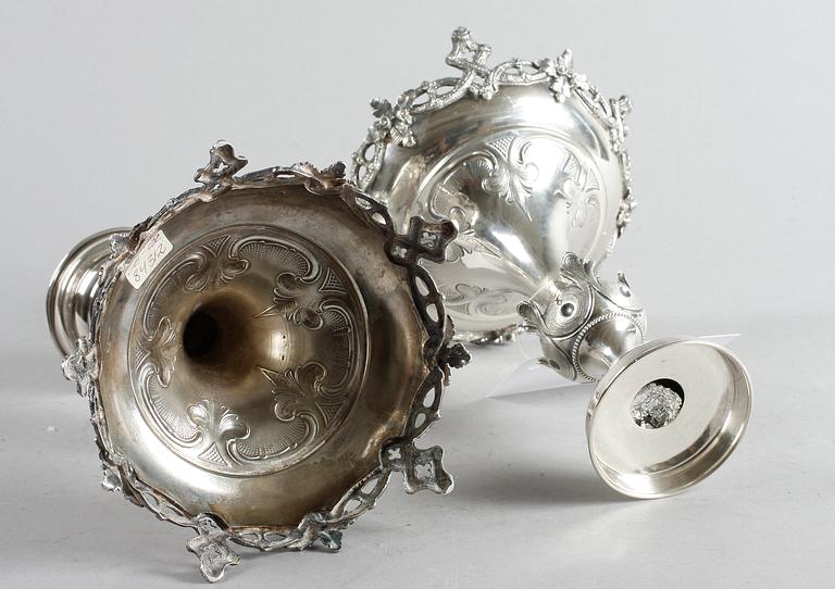LJUSSTAKAR, ett par, silver, Lars Larsson & Co, Göteborg 1870. Vikt c:a 270 g/st.