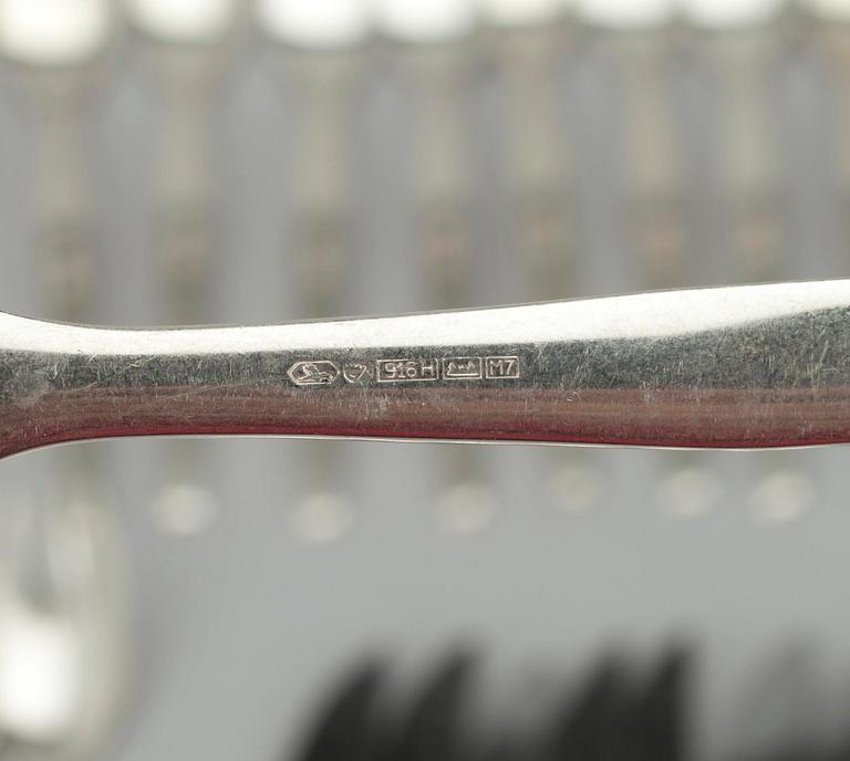MATBESTICK, 77 st, silver, "Marski" Tapio Wirkkala. Kultakeskus, Tavastehus. 1962-72. Tot. vikt ca 3880 g.