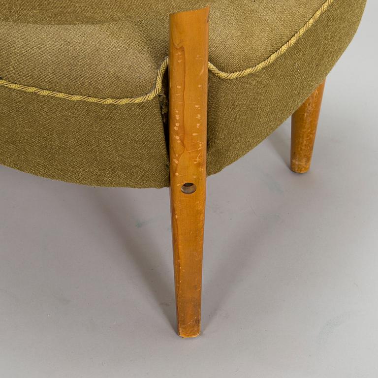 Lisa Johansson-Pape, fåtöljer, 2 st, "Handarbetsstolen" tillverkare Oy Stockmann Ab, Kervo Snickerifabrik, 1940-tal.