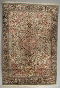 MATTA, old Kashmir, ca 386,5 x 266 cm.