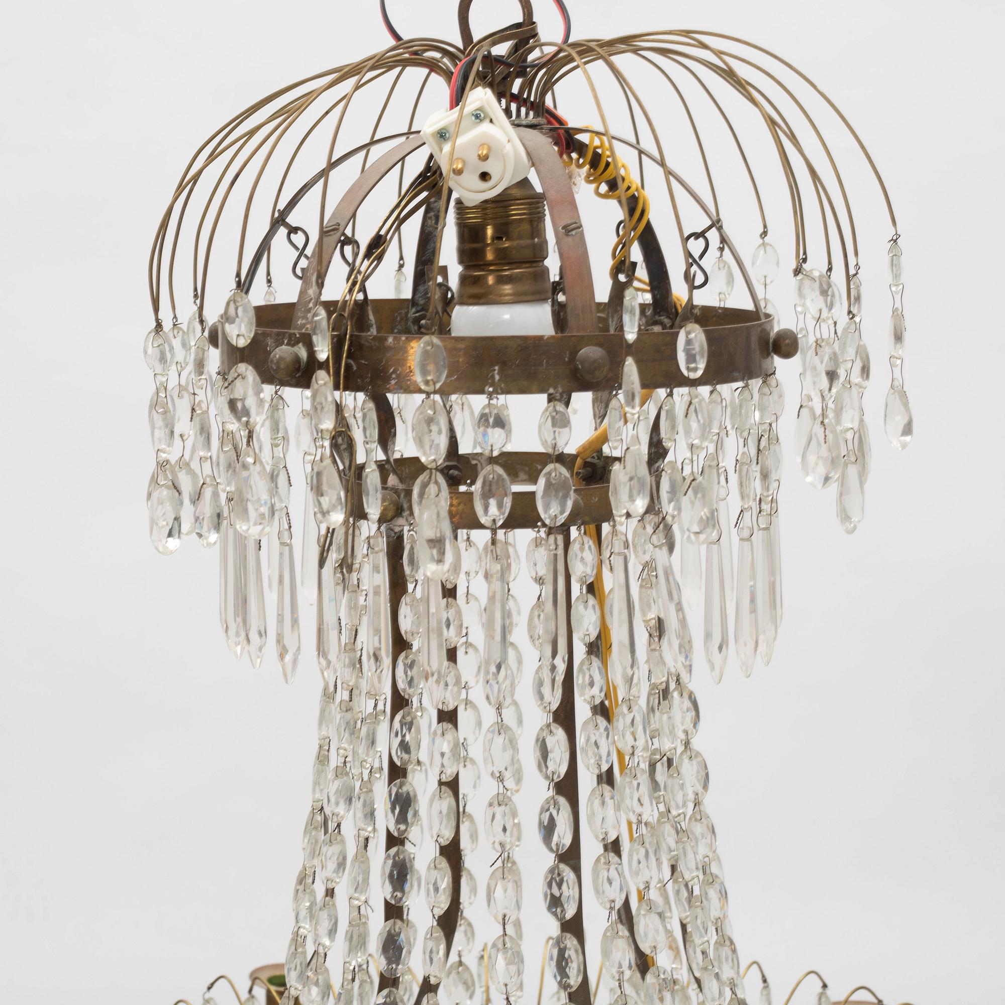 Ljuskrona, sengustaviansk, omkring 1800.