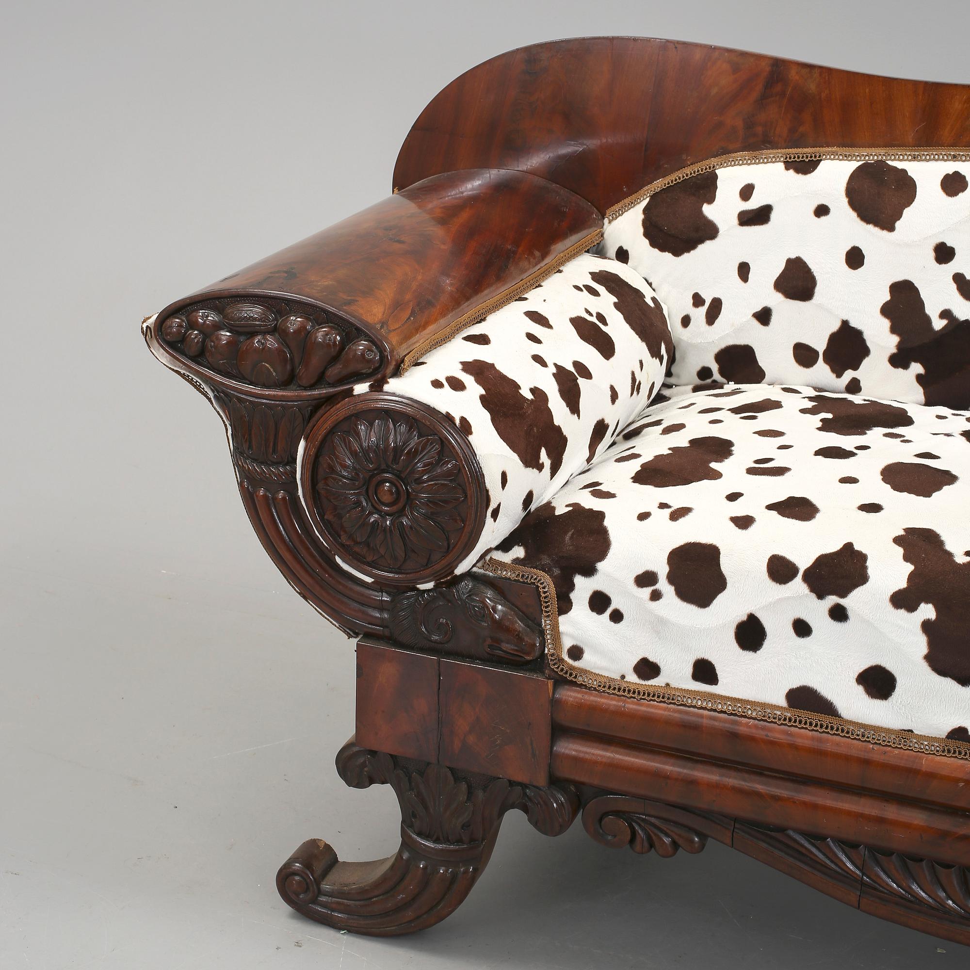 SOFFA, senempire, 1800-talets mitt.