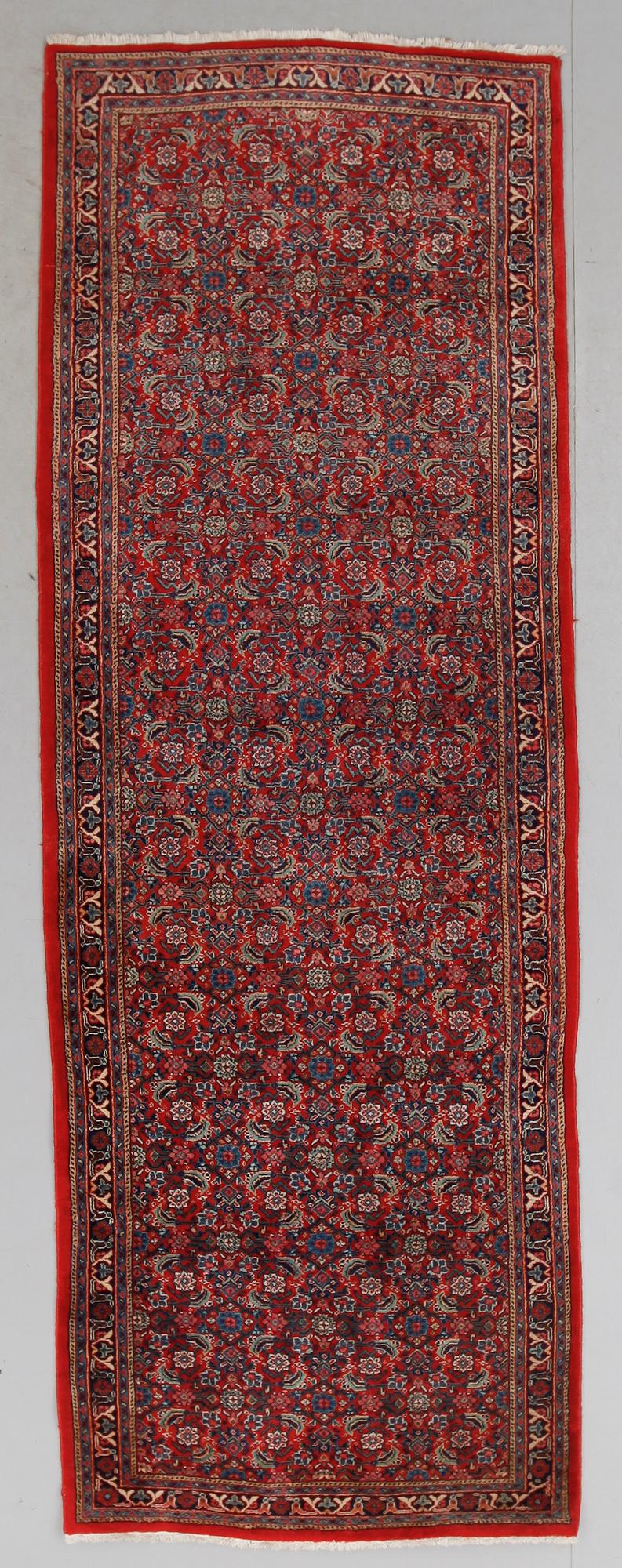 MATTA, orient, ca 309 x 108 cm.