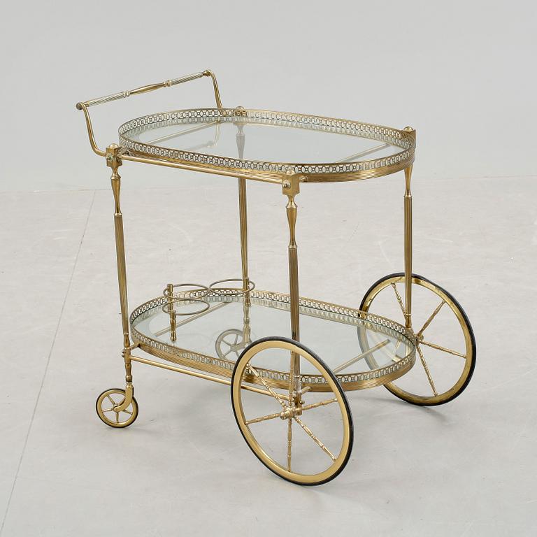 SERVERINGSVAGN, 1900-talets andra hälft.