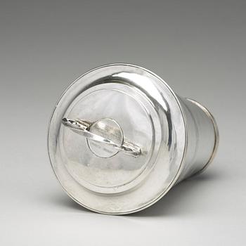 Johan Fredrik Björnsdet, bägare med lock, silver, Stockholm 1811.