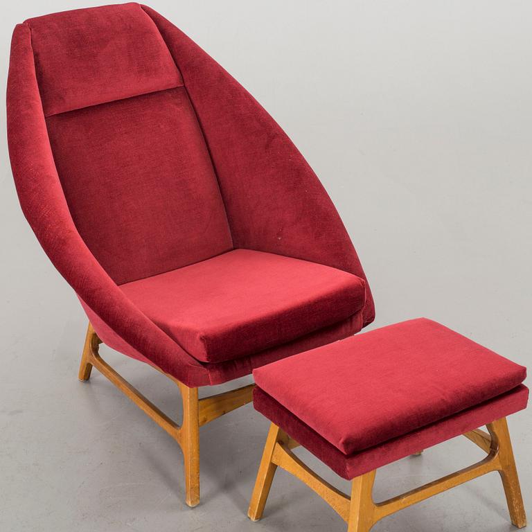 OKÄND FORMGIVARE, fåtölj samt fotpall "Q 56", Möbel-Ikea, modellen lanserad 1956.