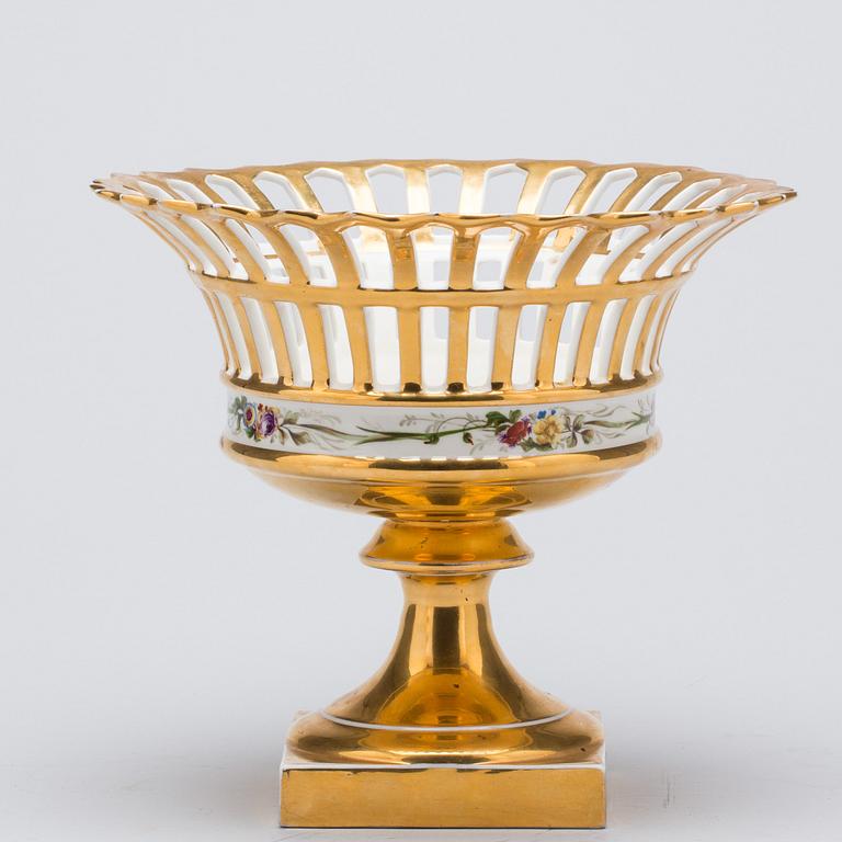 GALLERSKÅL, porslin, empire-stil. 1800-talets andra hälft.