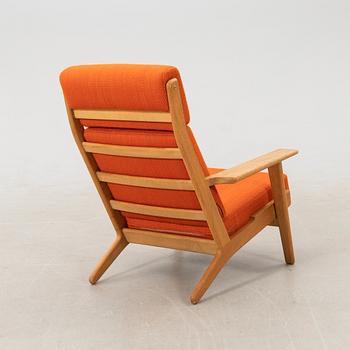 Hans J Wegner, armchair GE-290, Getama, Gedsted, Denmark.