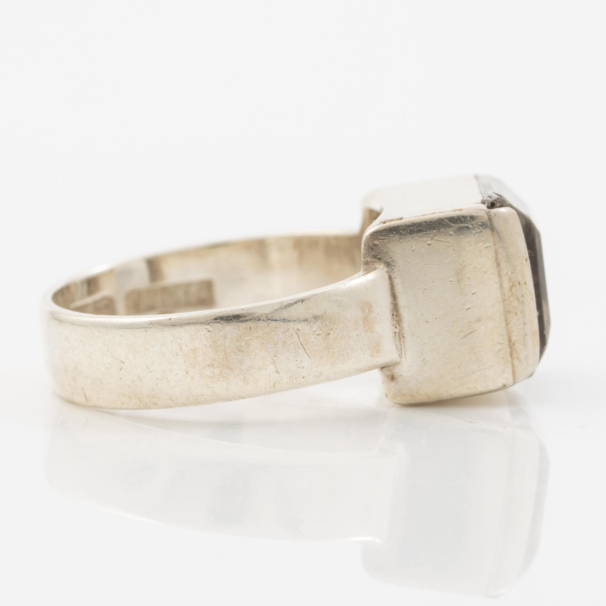 Wiwen Nilsson, ring silver with rock crystal.
