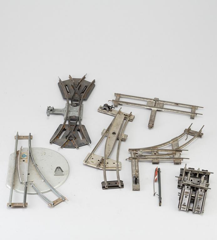 A lot of 10 pieces of locomotives and wagons, Germany, early 20th century.