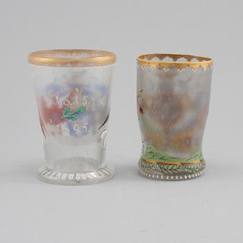 GLAS, 2 st, omkring sekelskiftet 1800/1900.