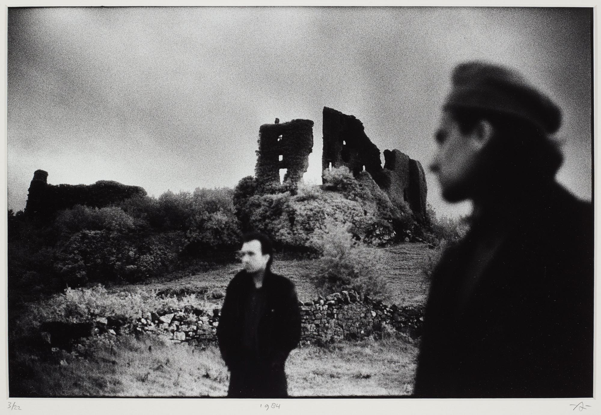 Anton Corbijn, "22:U2", 1982-2003.