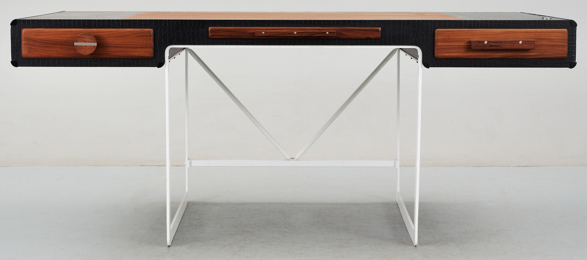 SKRIVBORD, design Peter Lundqvist, 1900-talets slut.