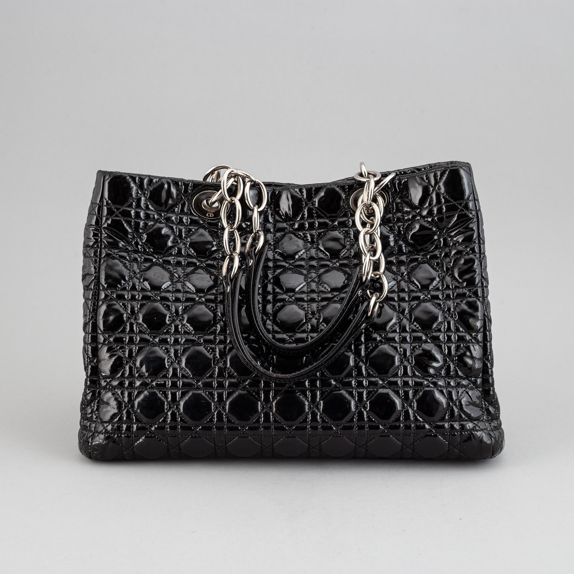 CHRISTIAN DIOR, a 'Lady Dior shopping bag'.