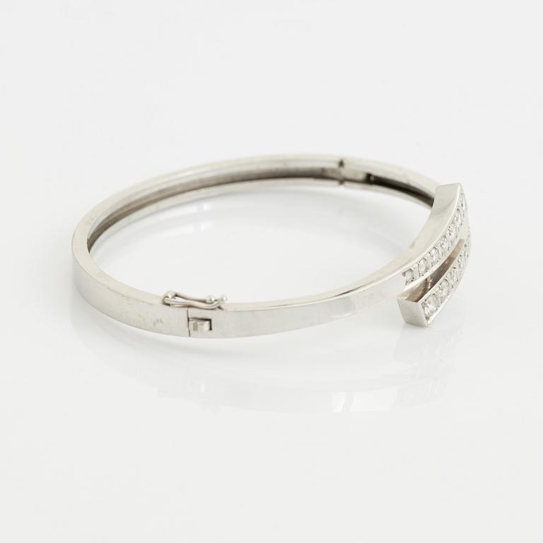 White gold and brilliant cut diamond bangle.