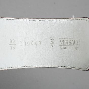 SKÄRP, Versace.
