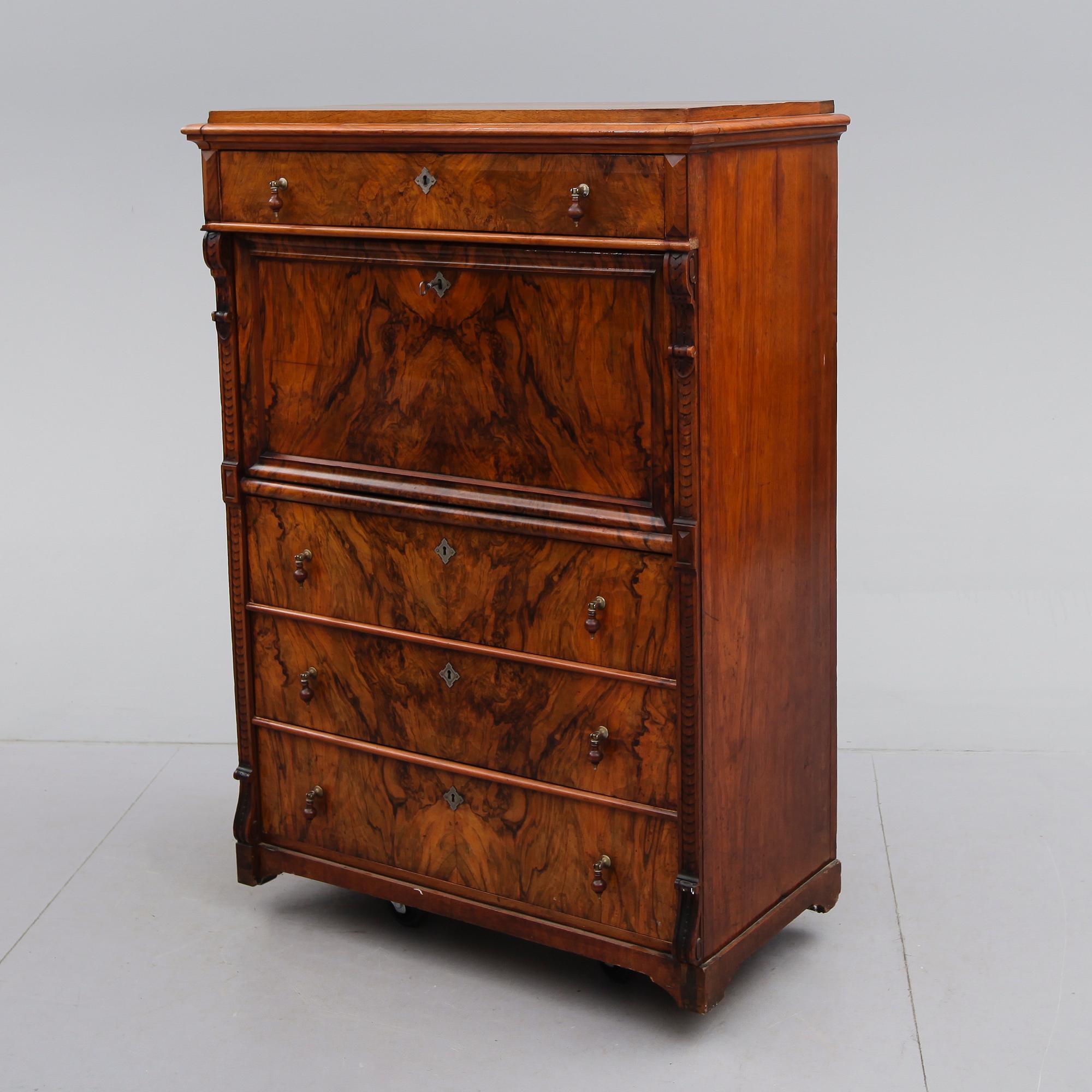 CHIFFONJÉ, 1800-talets andra hälft.