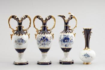 VASER, 3 st (2+1) samt KANNA, porslin, Royal Dux, 1900-talets mitt.
