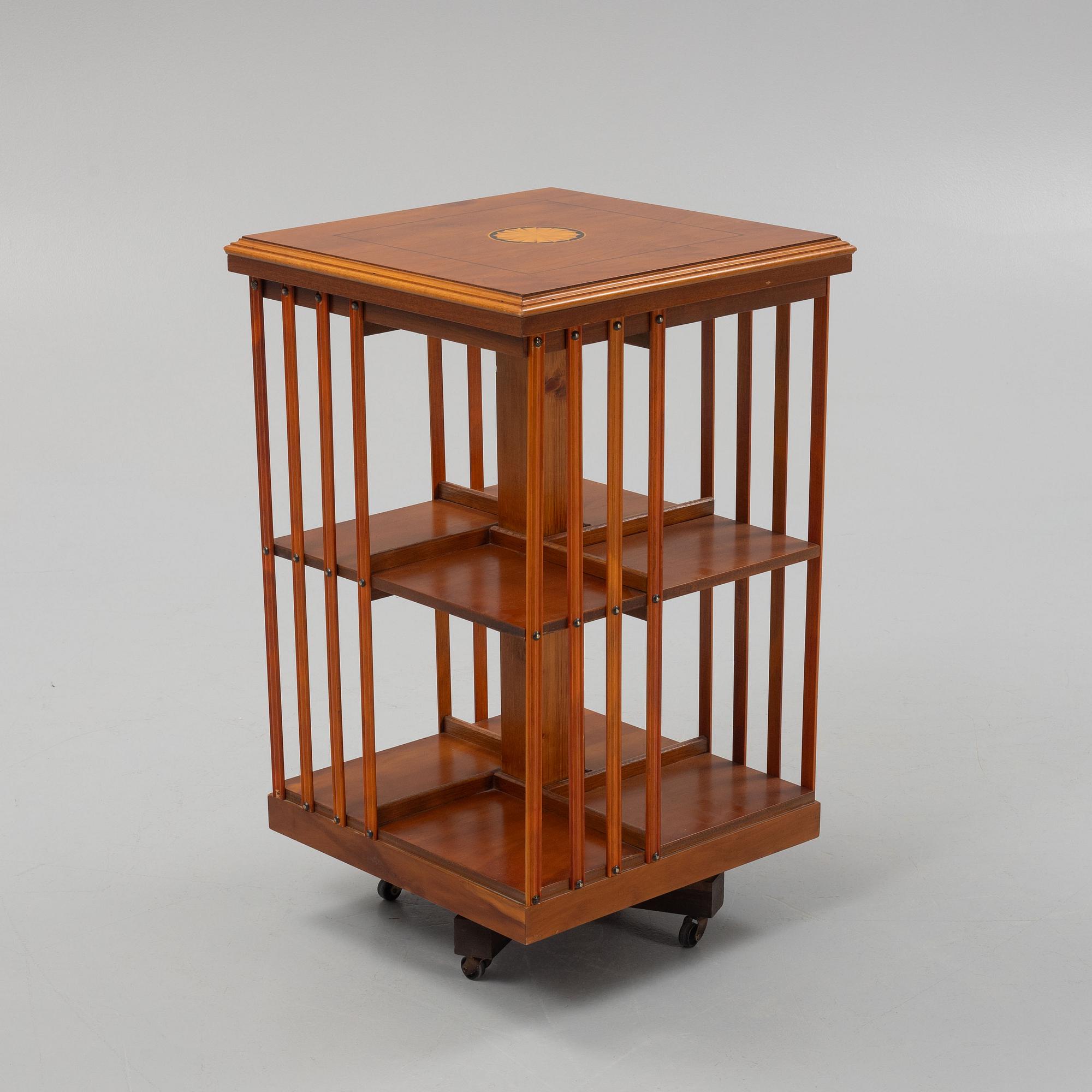 Boksnurra, engelsk stil, 1900-talets andra hälft.