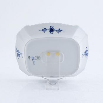 Dinner service, porcelain, 50 pieces, "Musselmalet", Royal Copenhagen, Denmark.