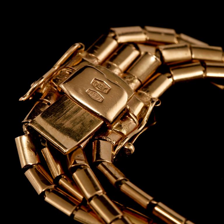 ARMBAND, 18k  guld, Italien, 1900-talets andra hälft. Vikt 27 g.