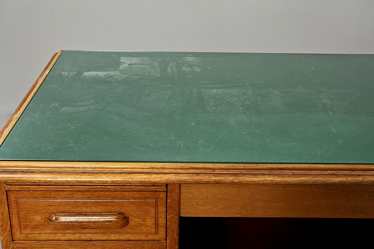SKRIVBORD, 1900-talets första hälft.