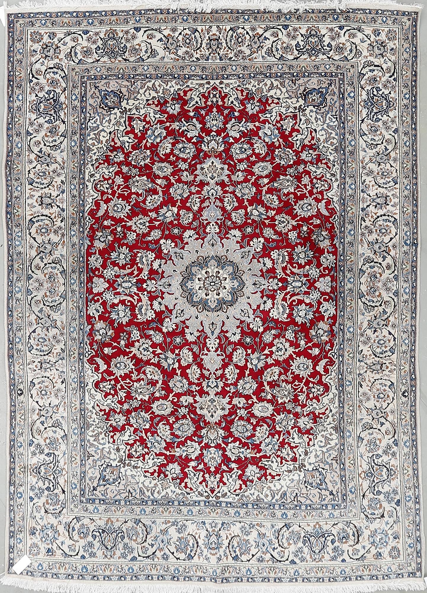 MATTA, Keshan, ca 285x207 cm.