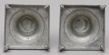 LJUSTAKAR, ett par. Tenn. 1800/1900-tal.