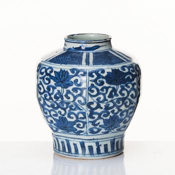 A blue and white jar, Ming dynasty (1368-1644).