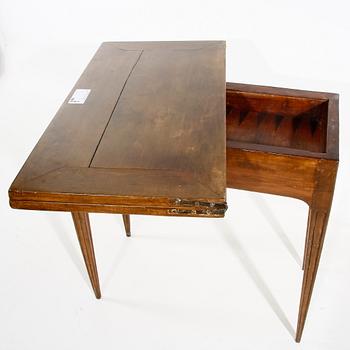 SPELBORD, gustavianskt, provins, 1800-talets första hälft.