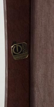 FÅTÖLJER, 3 st. Götemöbler. 1900-talets andra hälft.