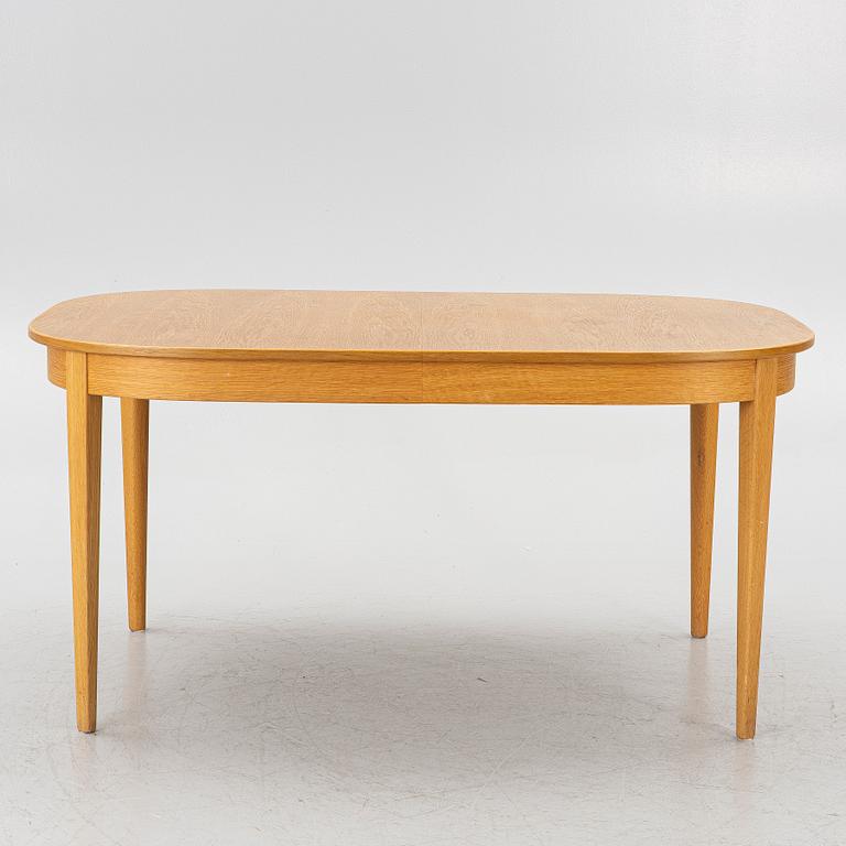 Carl Malmsten, Dining table with 6 chairs, “Ambassadör”, second half of the 20th century.