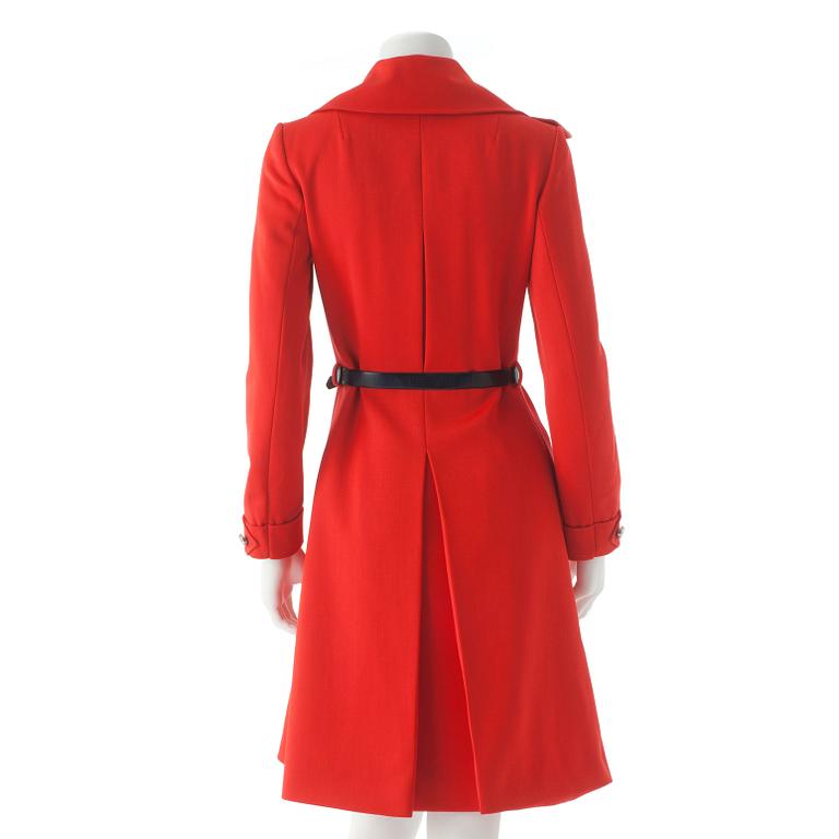 LOUIS FÉRAUD, a red woolblend coat from the 70s.