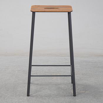 Frama och Toke Lauridsen, "Adam Stool", first edition executed by Toke Lauridsen, Danmark 2012.